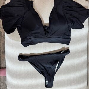 Sleek Black Bikini with Puff Sleeve Top